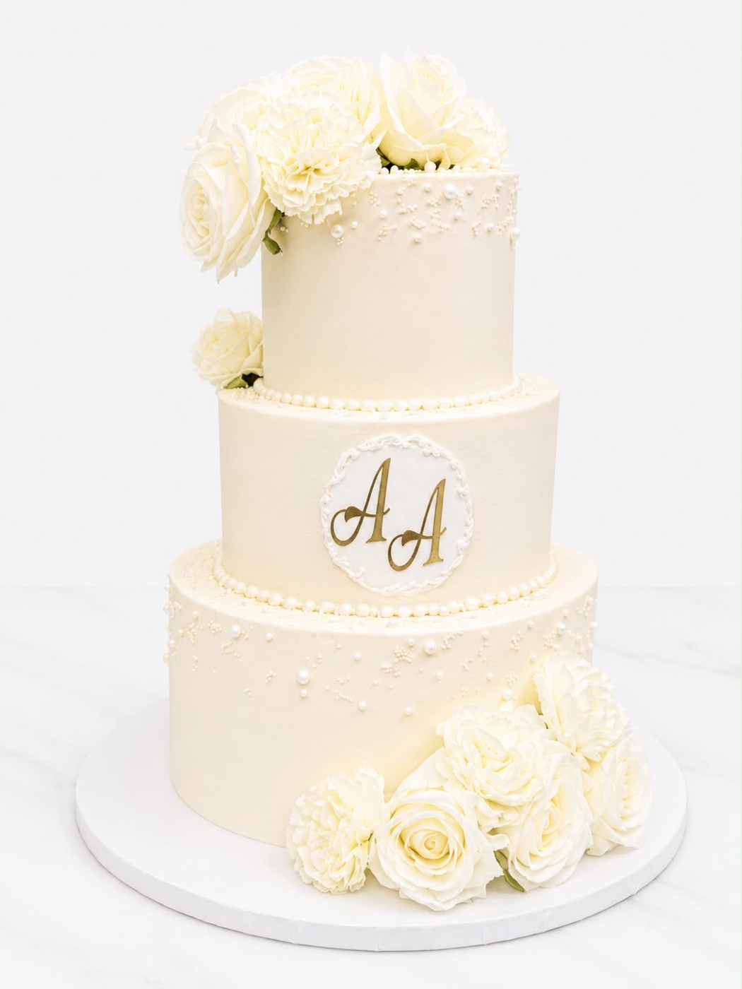 Gâteau de mariage à étages sur mesure Obéissance